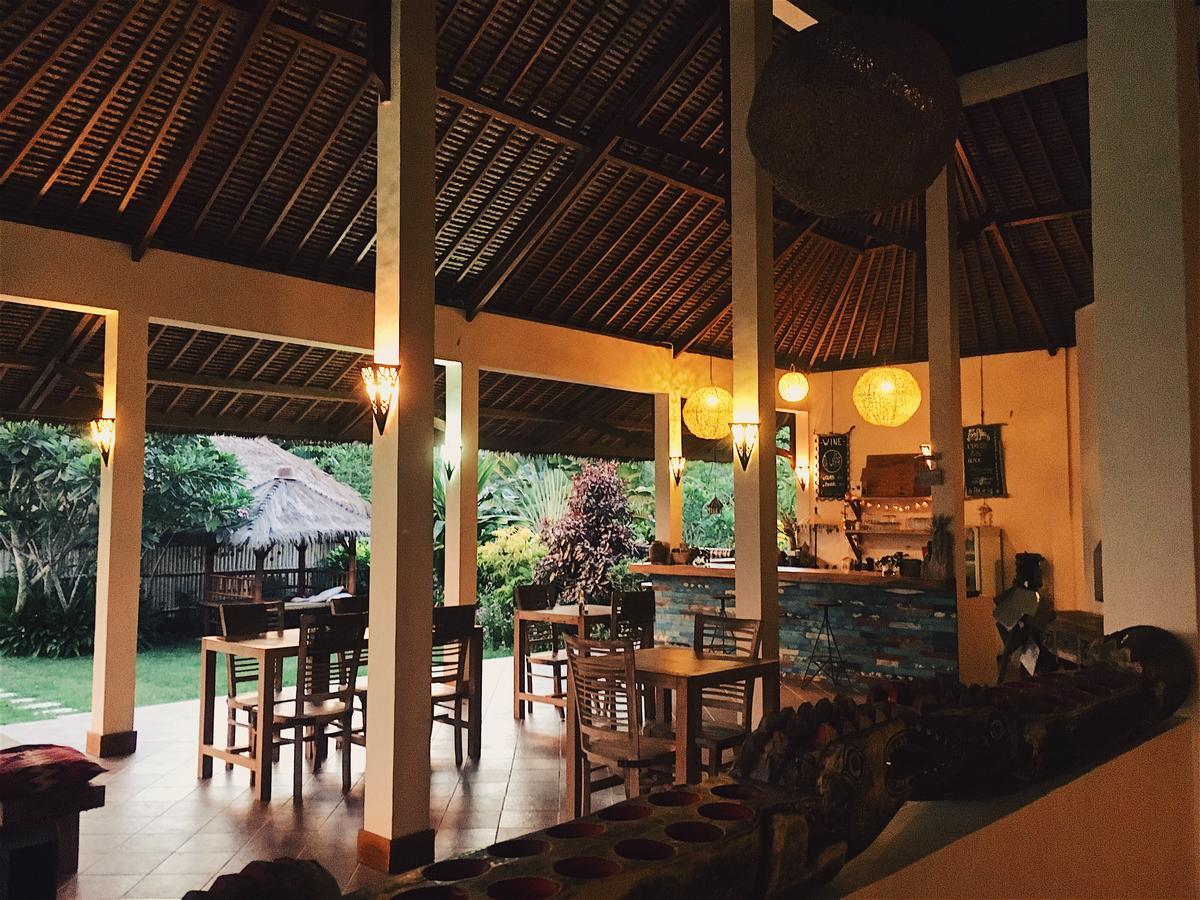 Owa Lodge Areguling Kuta  Kültér fotó